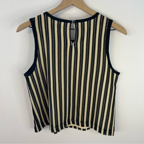 *NWT* LOFT Crochet Shell, Sz M, Black and Cream, Sleeveless Top, Fully Lined - Picture 7 of 10